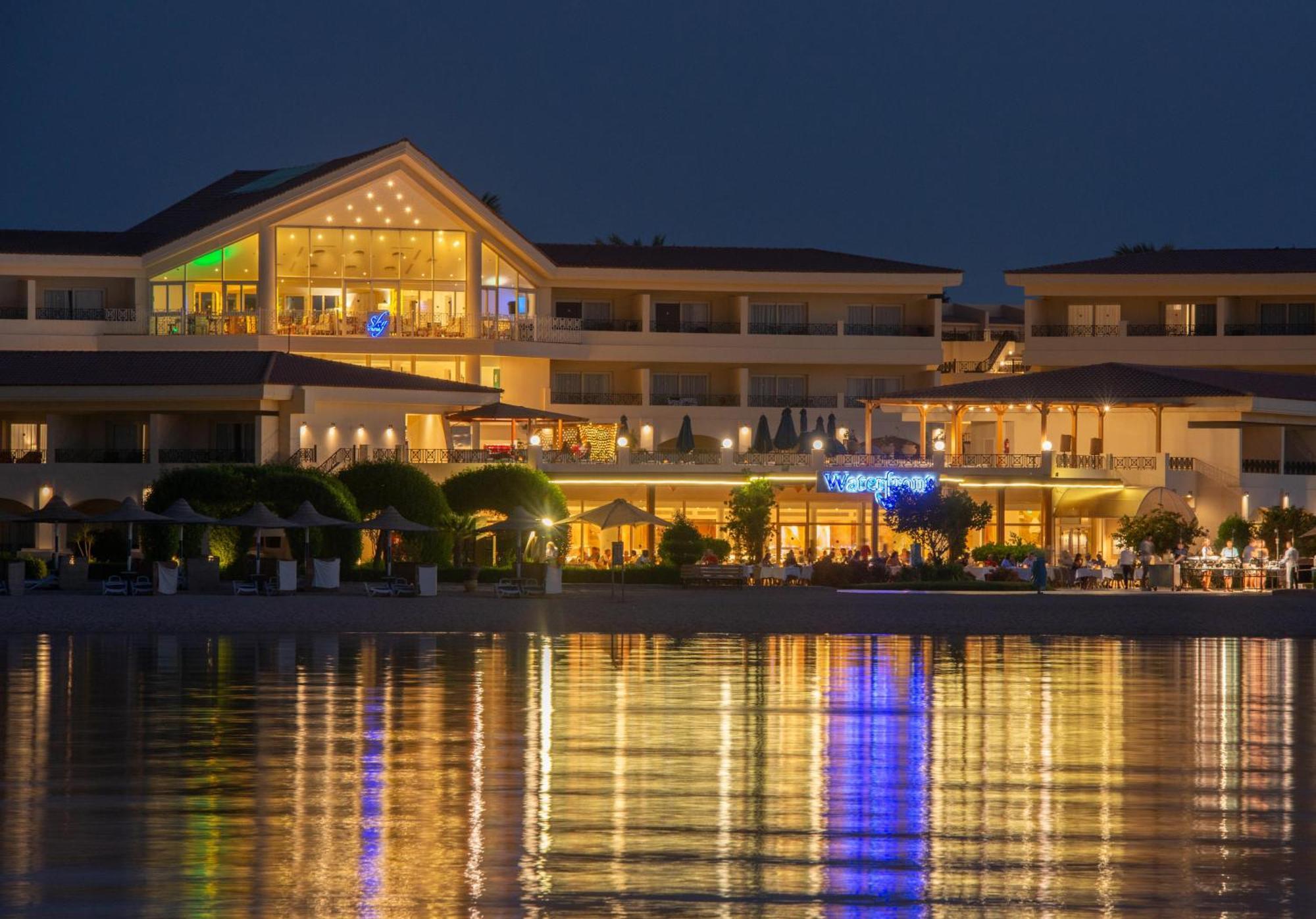 克娄巴特拉马卡迪湾豪华度假酒店 洪加達 外观 照片